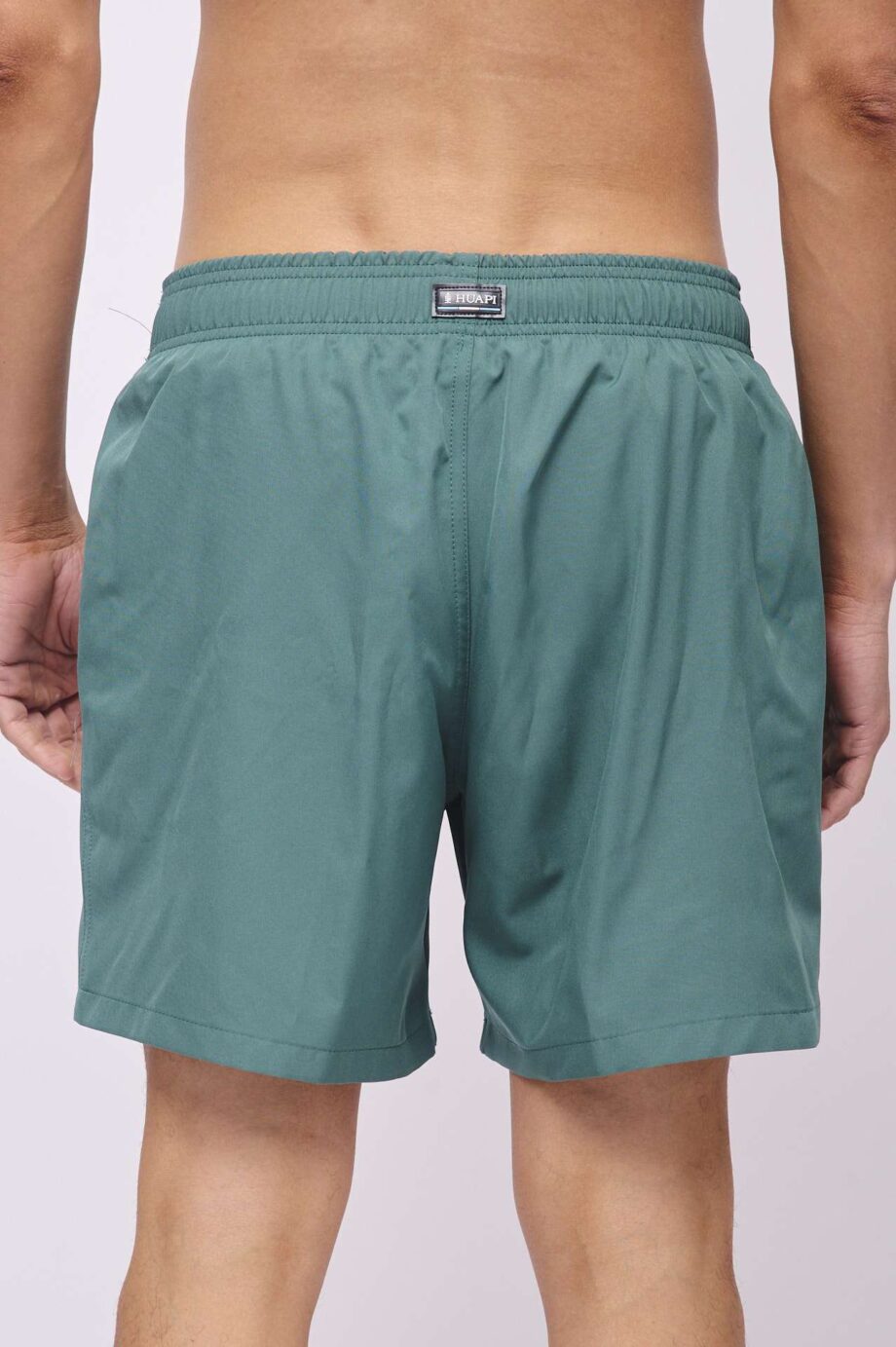 Short liso