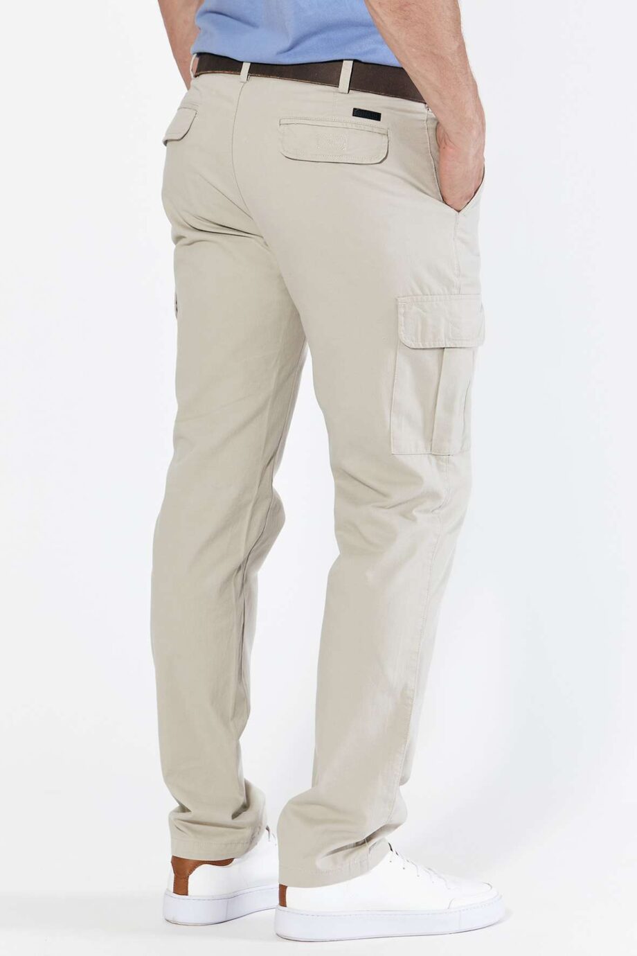 Pantalón cargo de gabardina