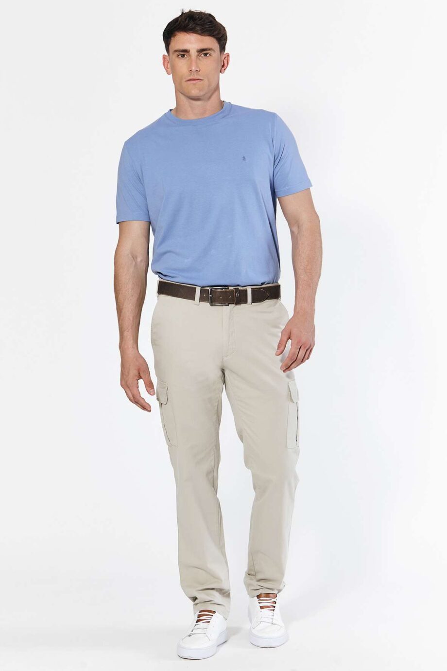 Pantalón cargo de gabardina
