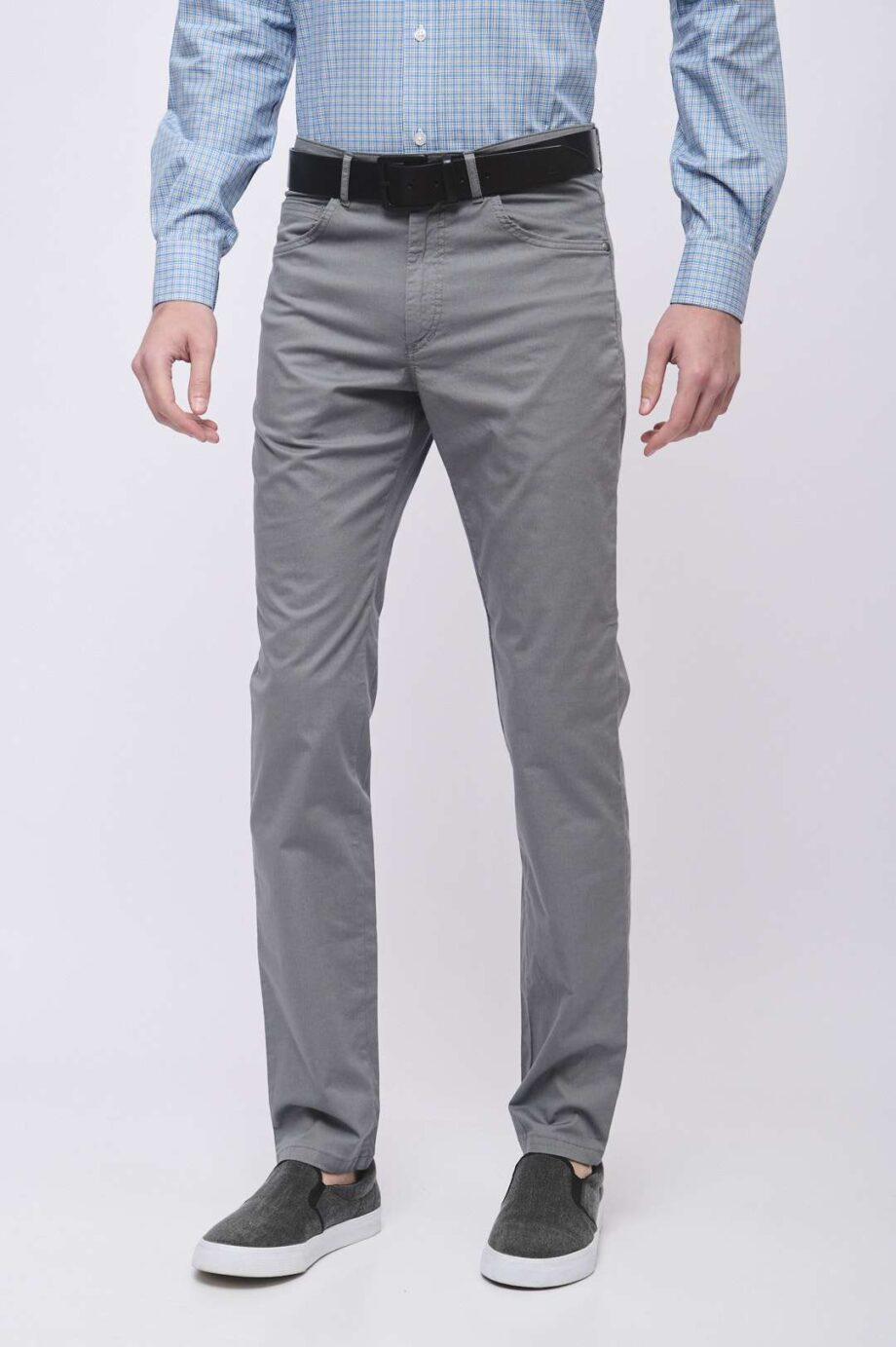 Pantalón corte jean recto de piqué liviano