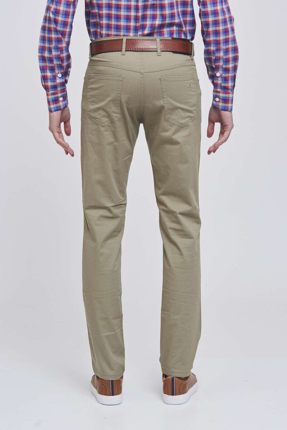 Pantalón corte jean recto de piqué liviano