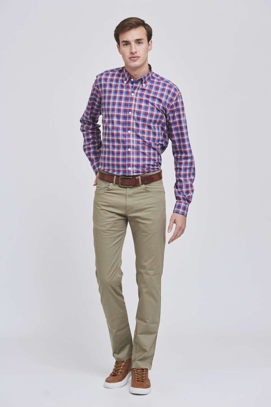 Pantalón corte jean recto de piqué liviano