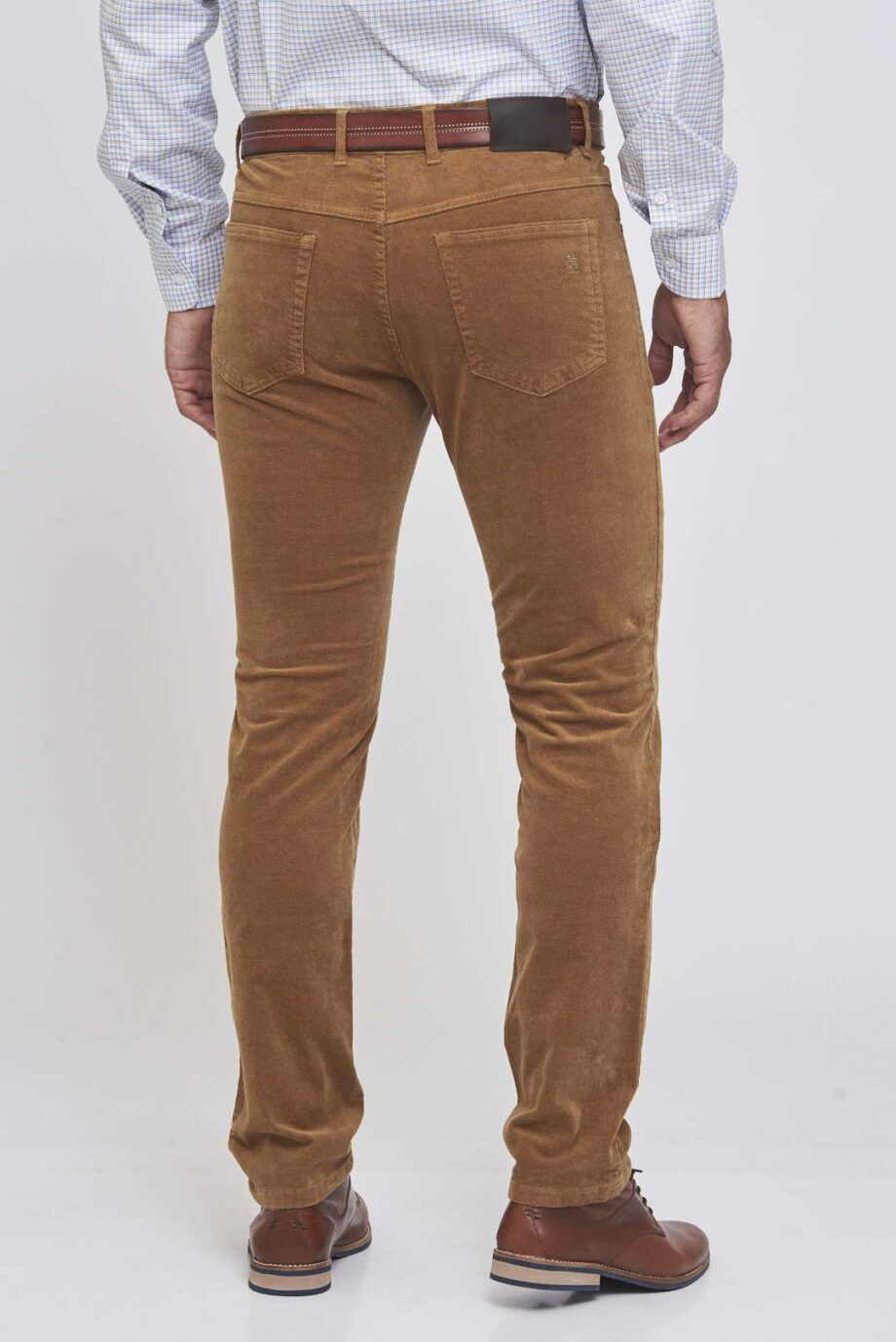 Pantalón corte jean de corderoy 21 bastas