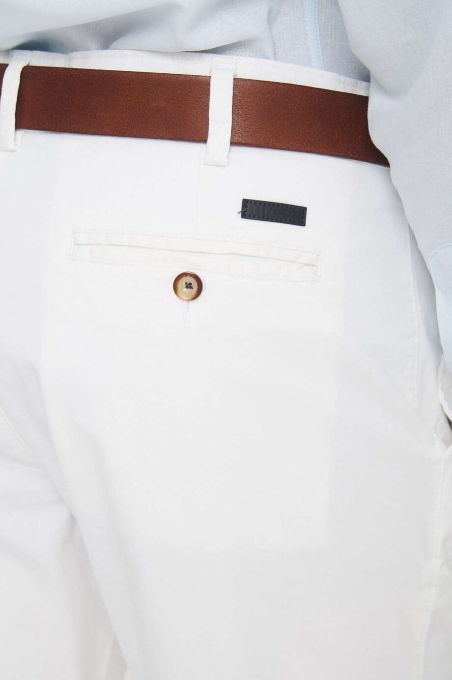 Chino regular fit de gabardina