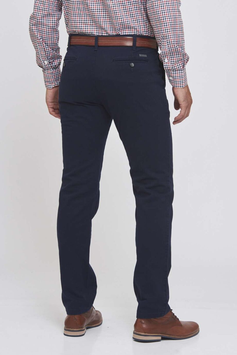 Chino básico de gabardina 100% algodón