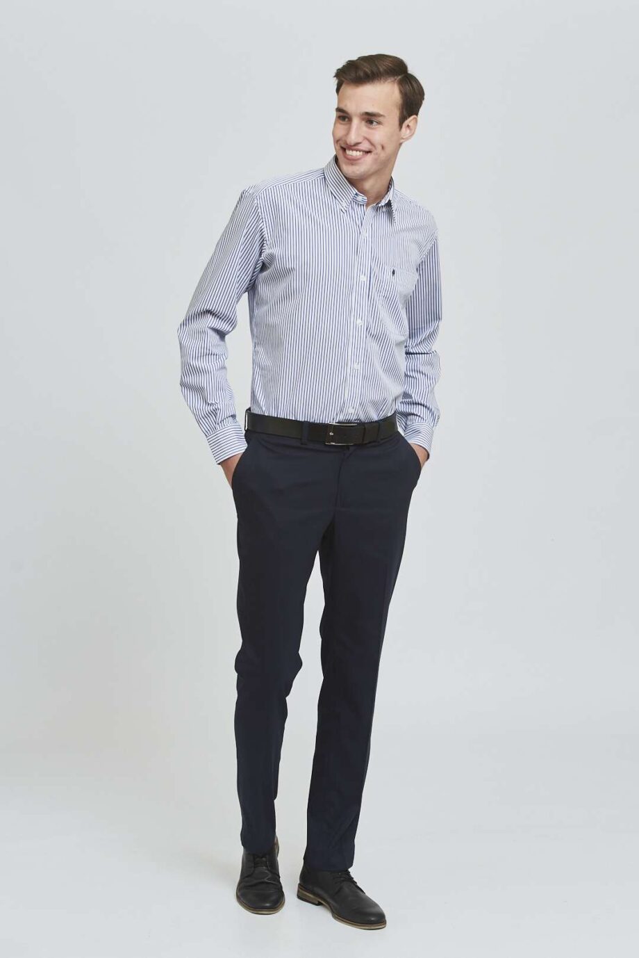 Pantalón de vestir de sarga