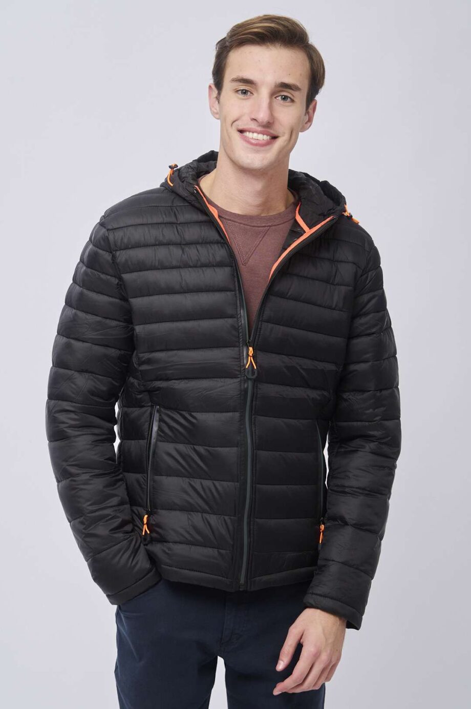 Campera canelón con capucha