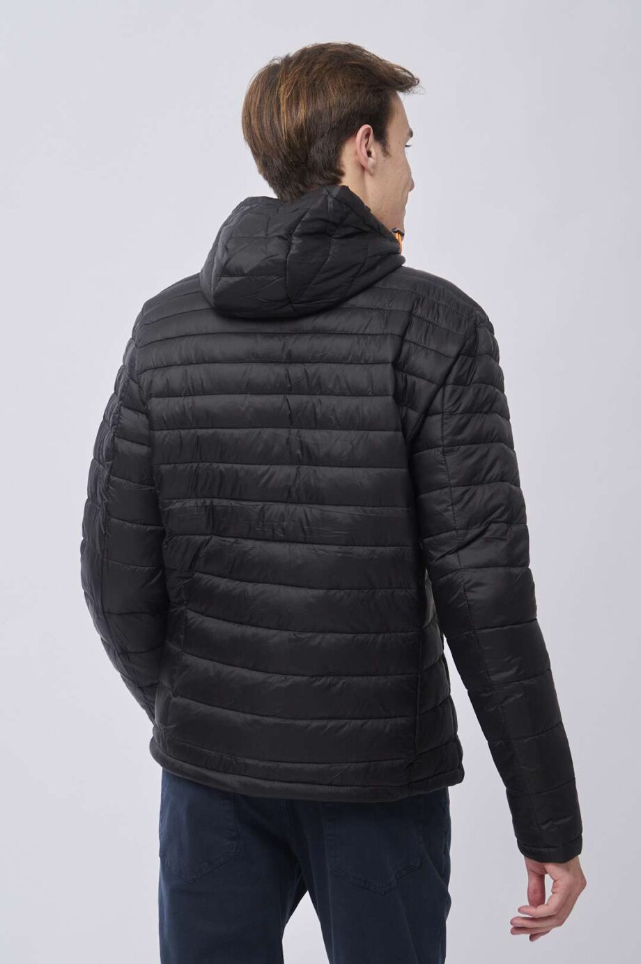 Campera canelón con capucha