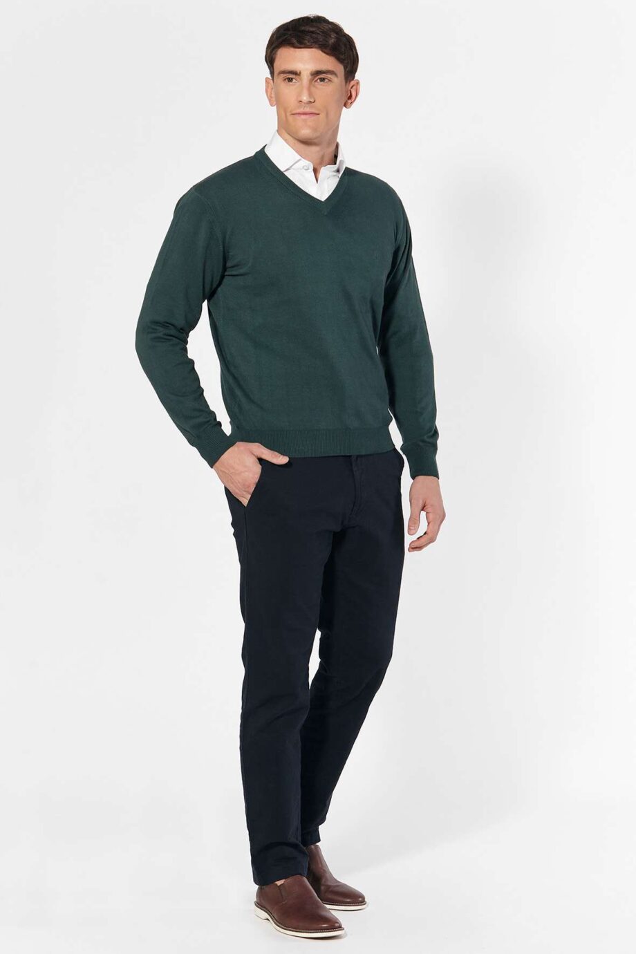 Sweater de hilo escote v
