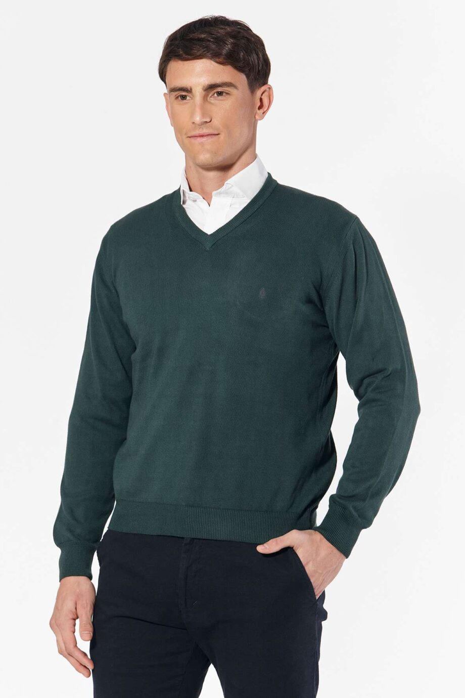 Sweater de hilo escote v