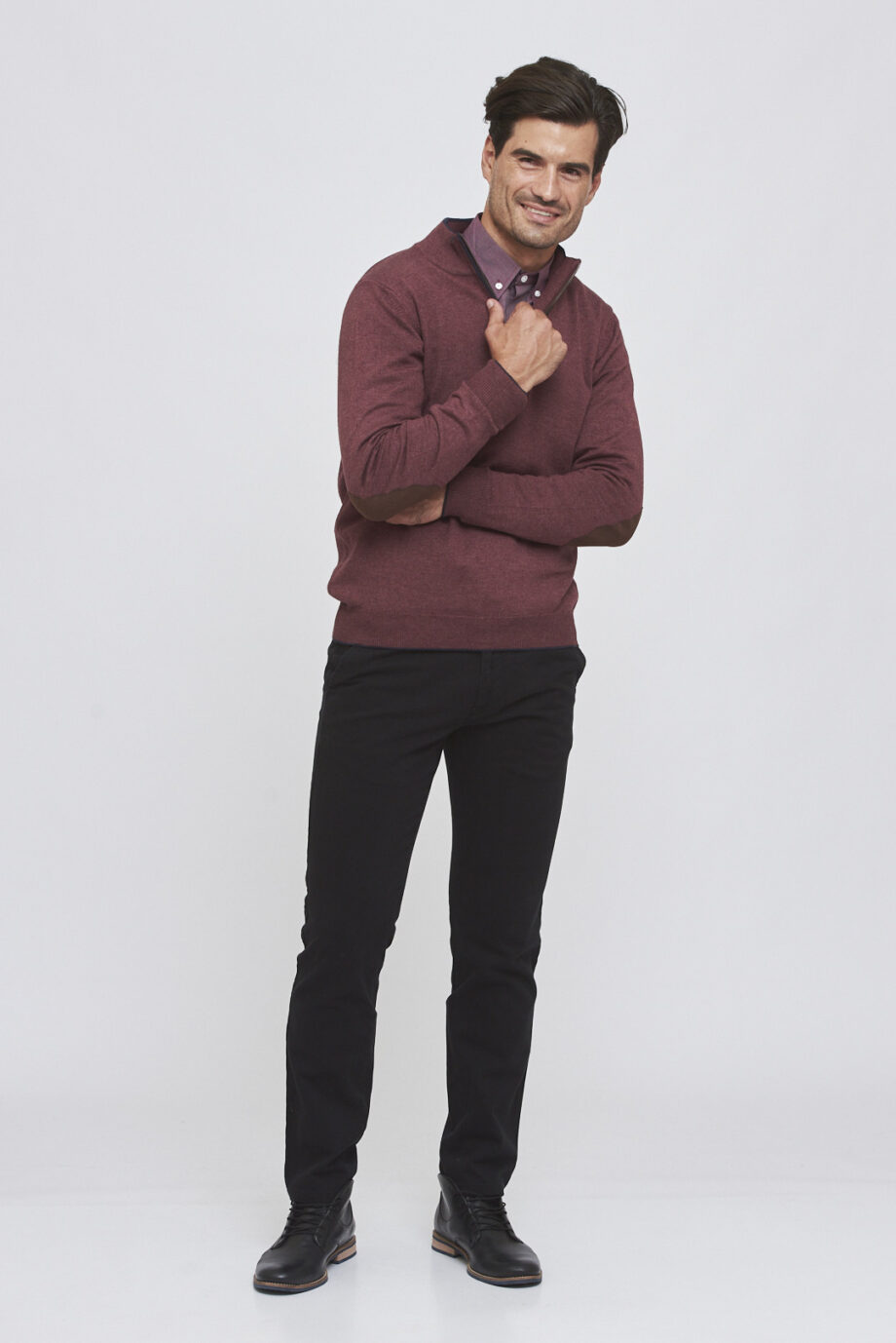 Sweater medio cierre de lana liviana