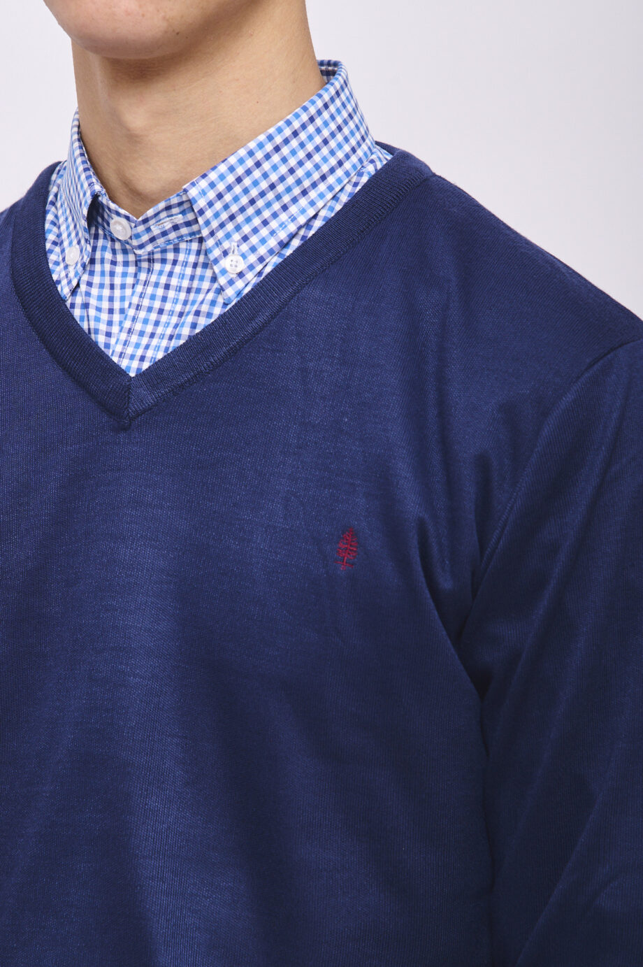 Sweater escote v