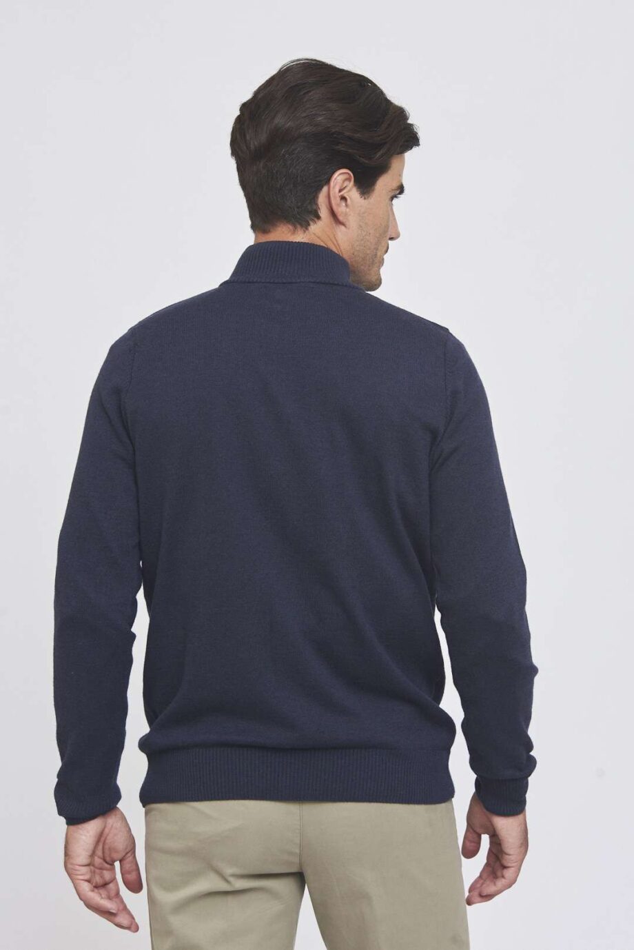 Sweater medio cierre a rayas