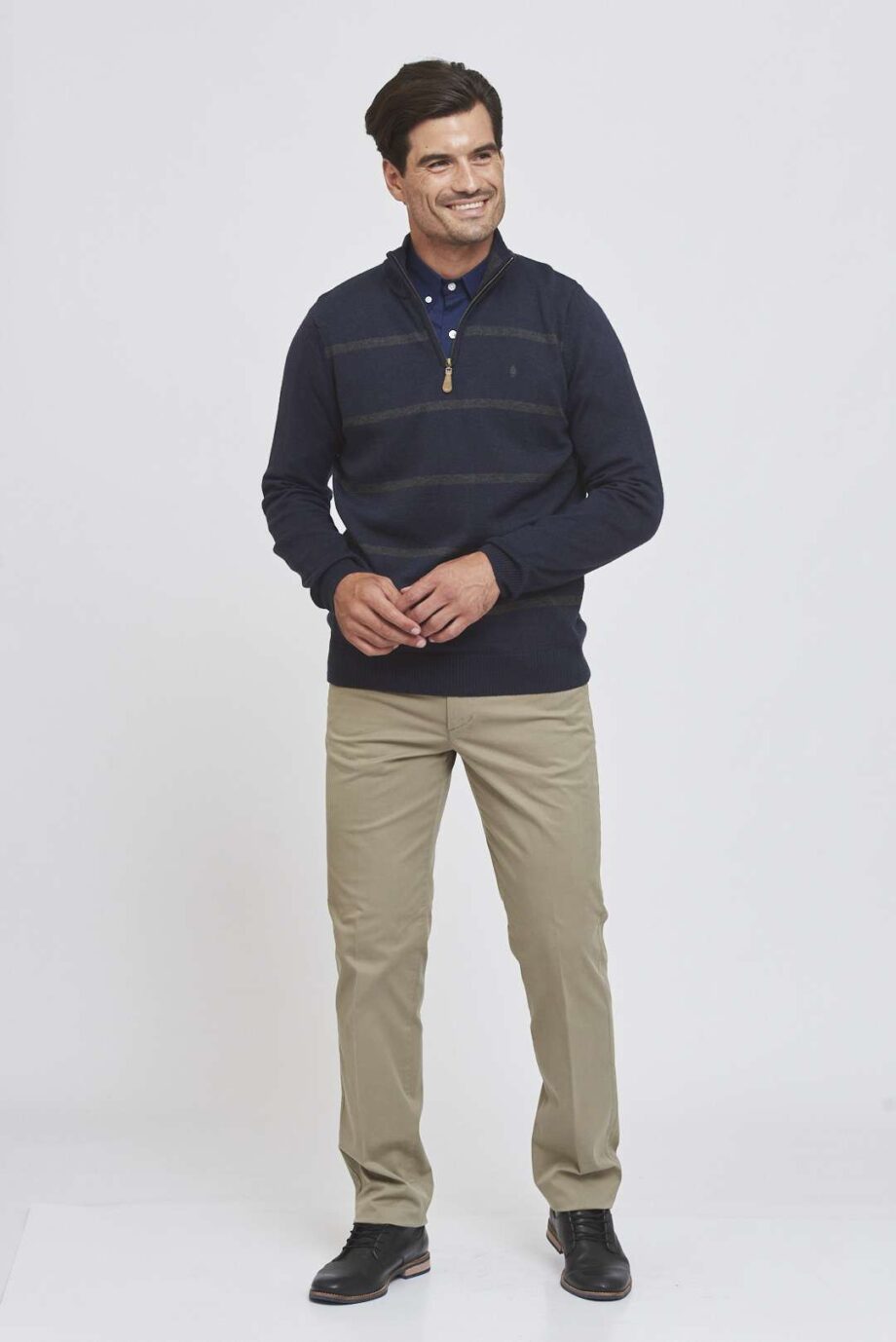 Sweater medio cierre a rayas