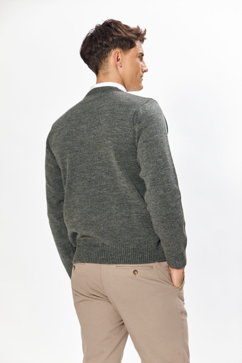 Sweater escote v
