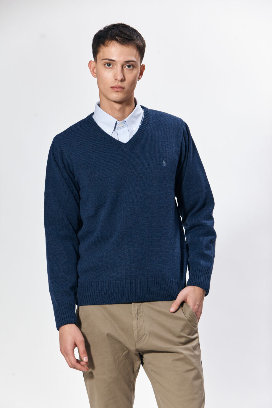 Sweater escote v