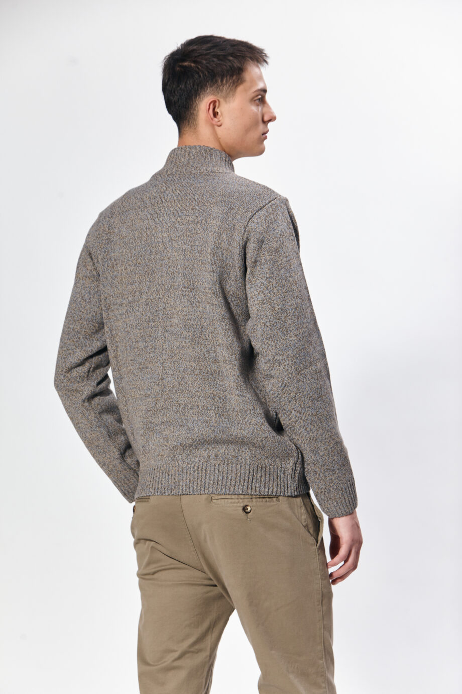 Sweater medio cierre