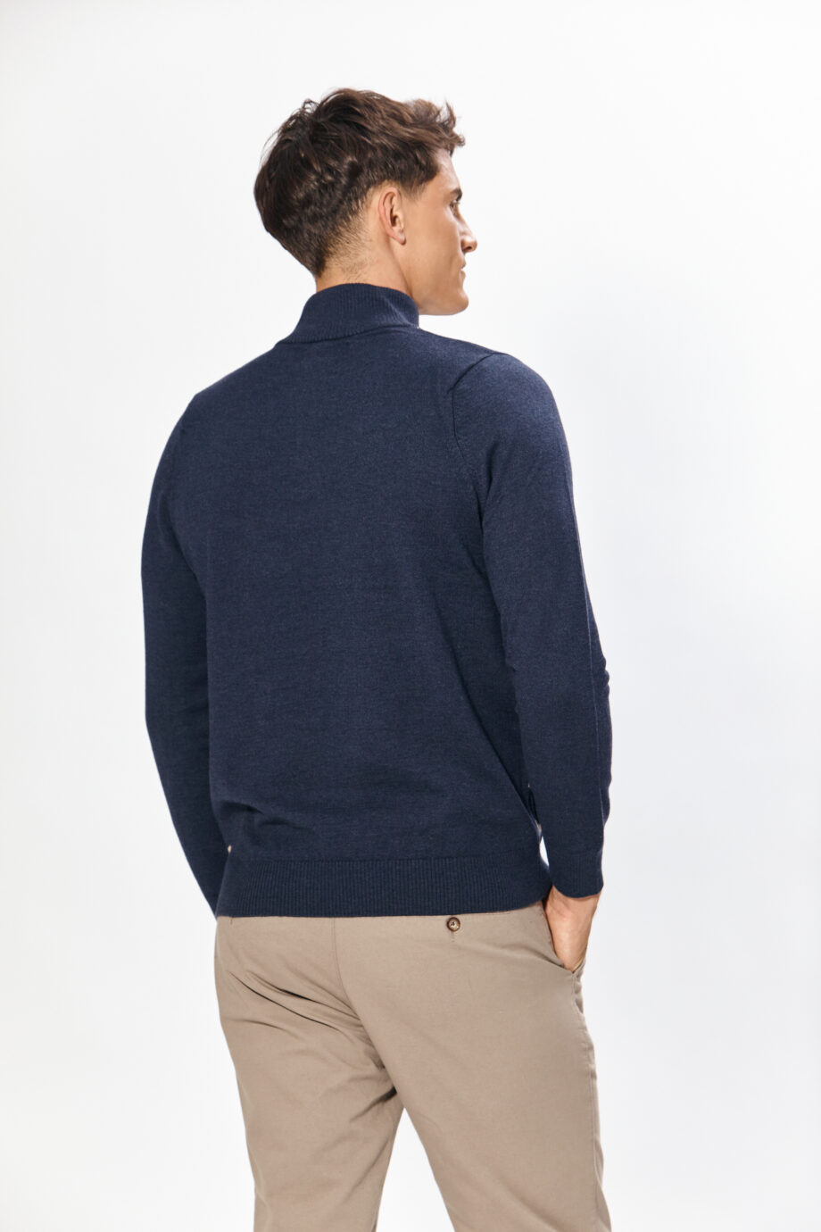 Sweater medio cierre rayado