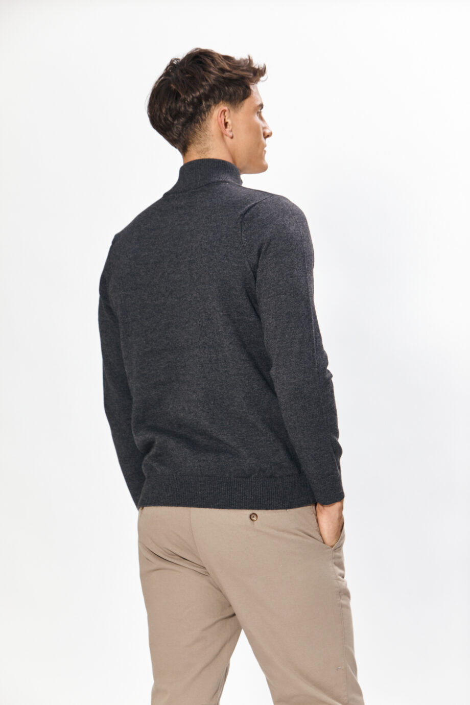 Sweater medio cierre rayado