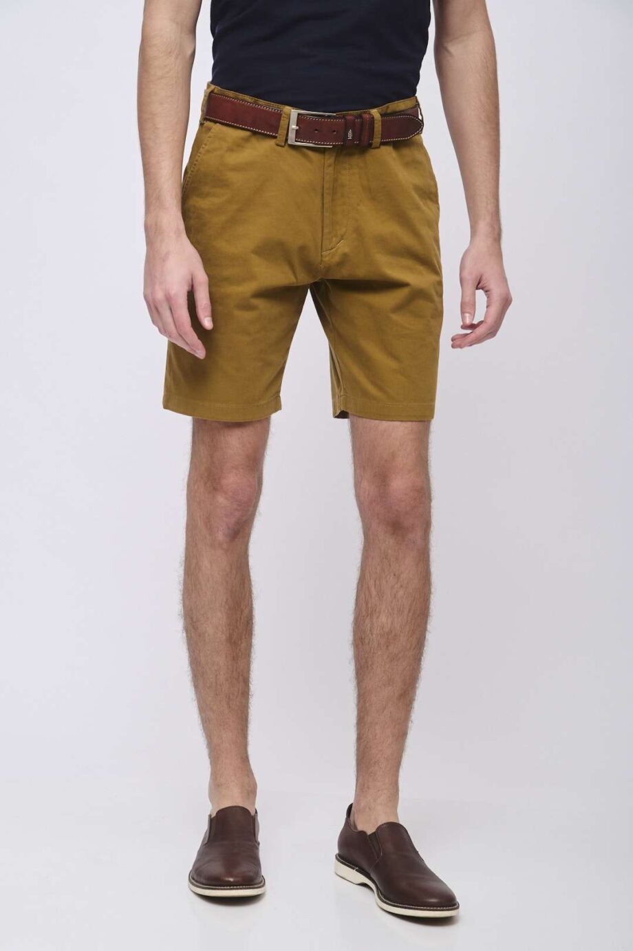 Bermuda chino de gabardina