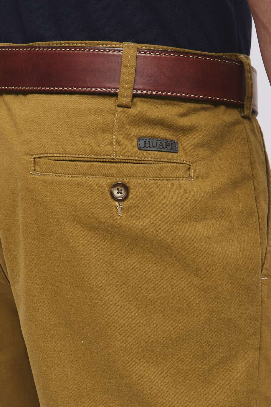 Bermuda chino de gabardina