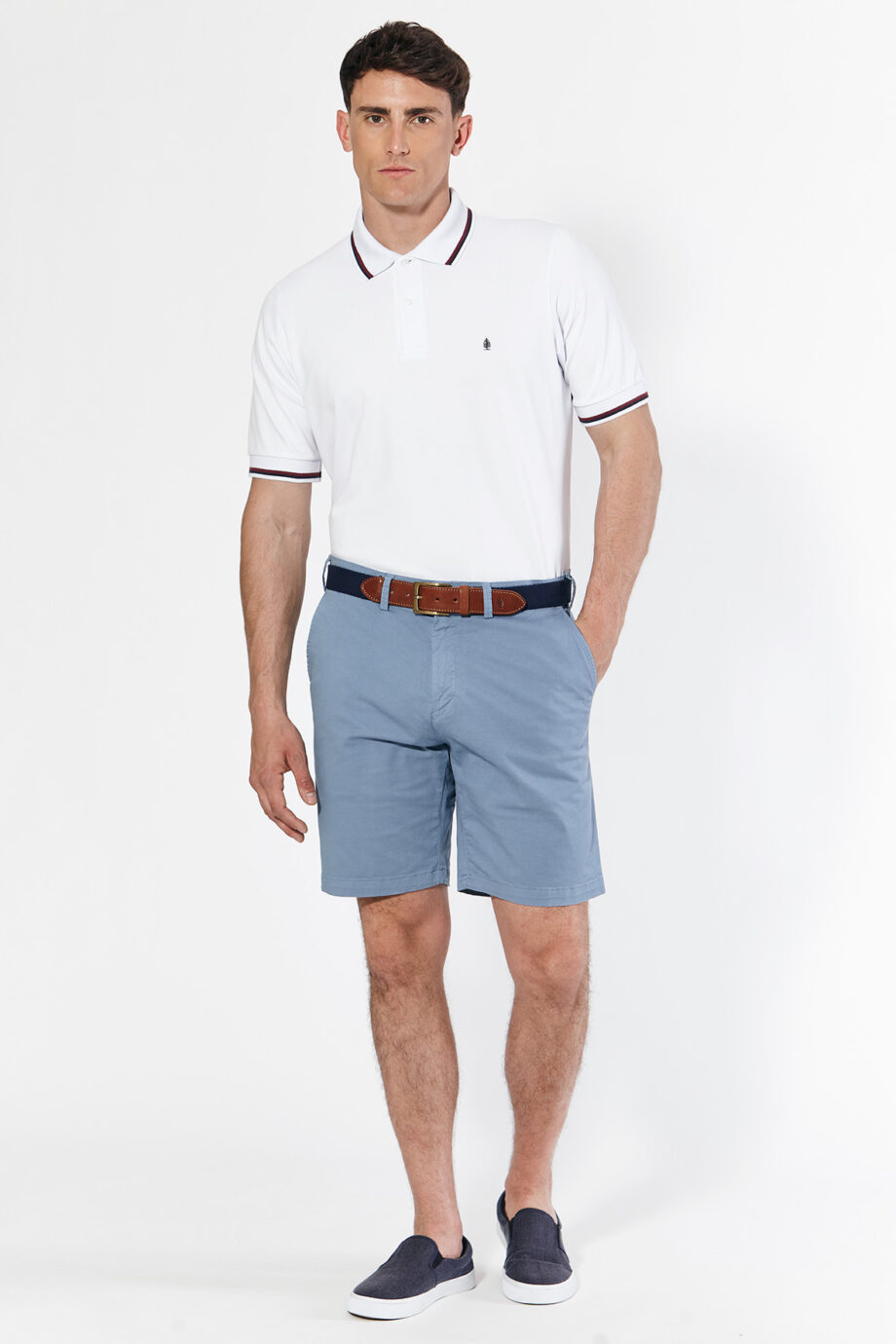 Bermuda recta de gabardina teñida