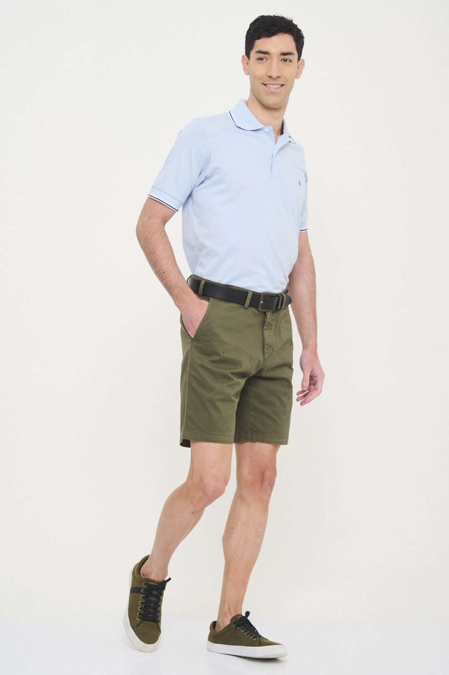 Bermuda recta de gabardina teñida
