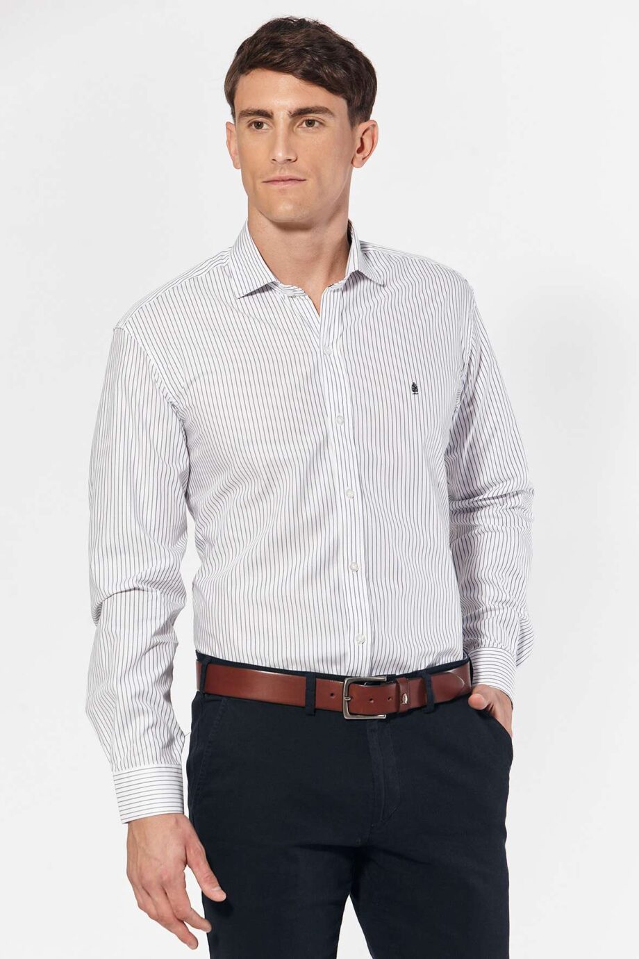 Camisa slim fit a rayas