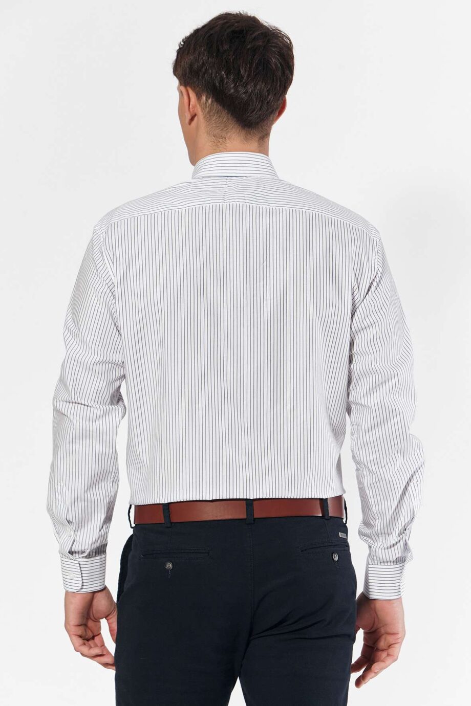 Camisa slim fit a rayas