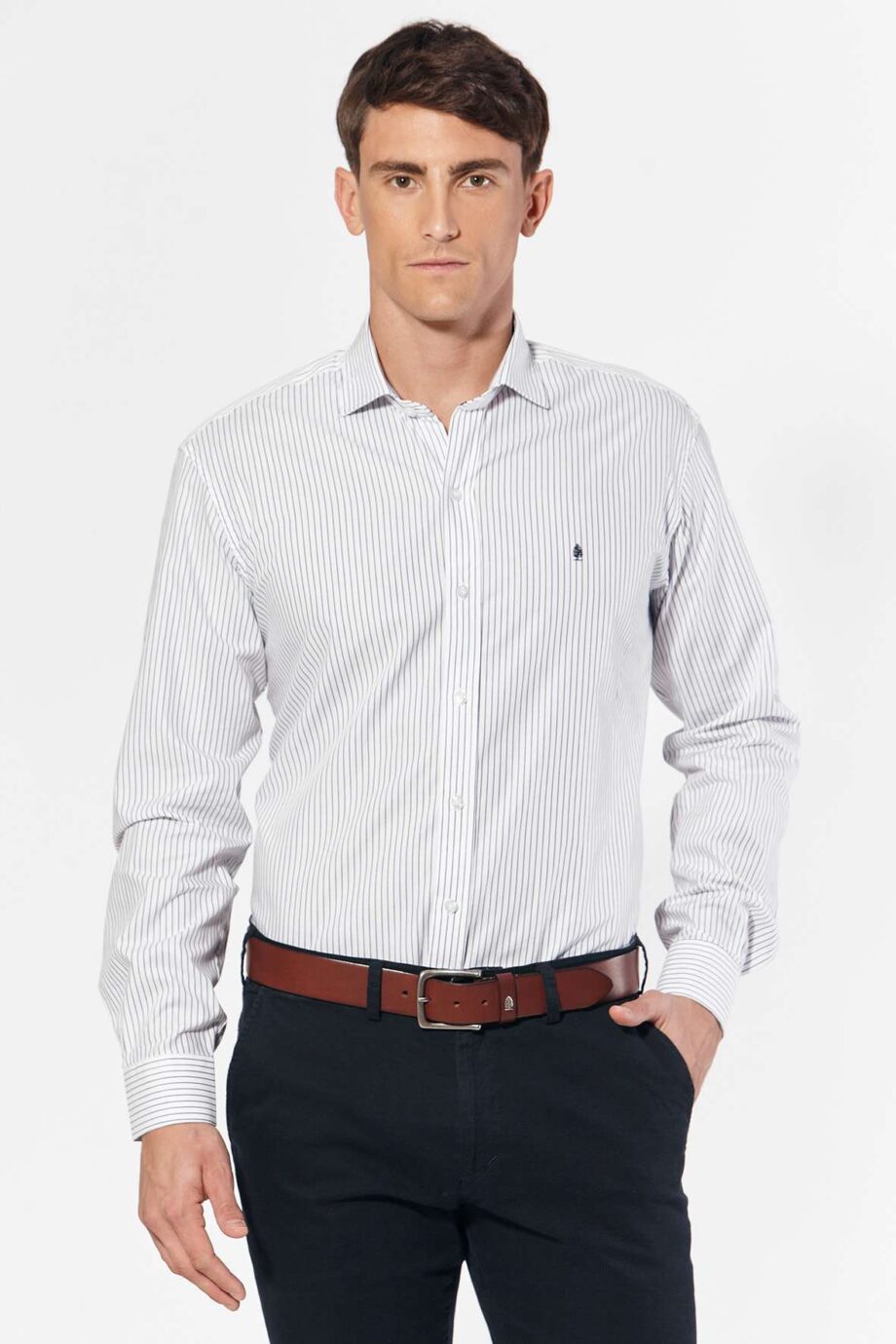 Camisa slim fit a rayas