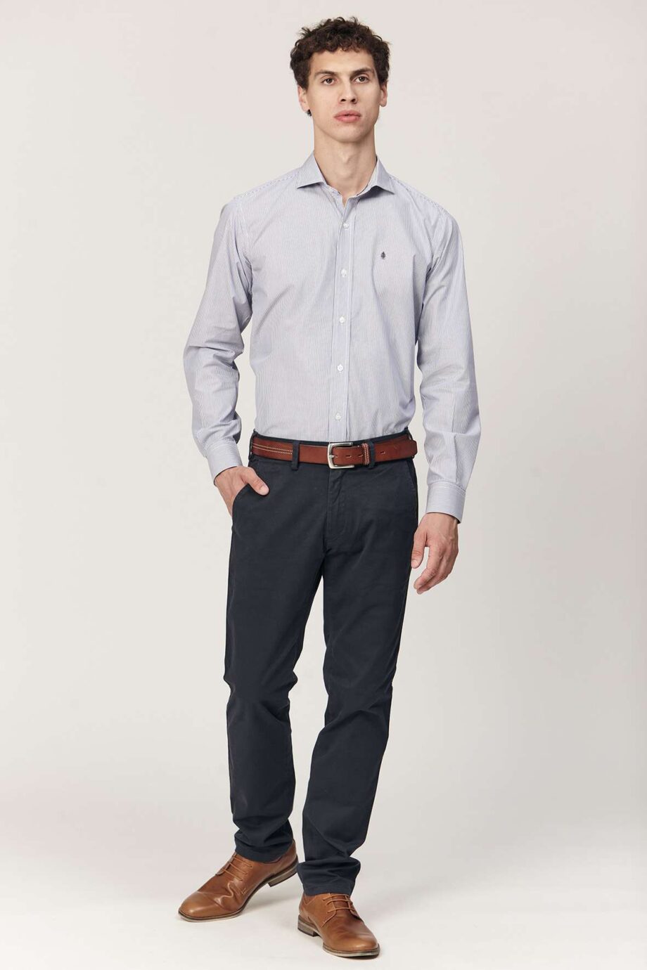 Camisa slim fit a rayas