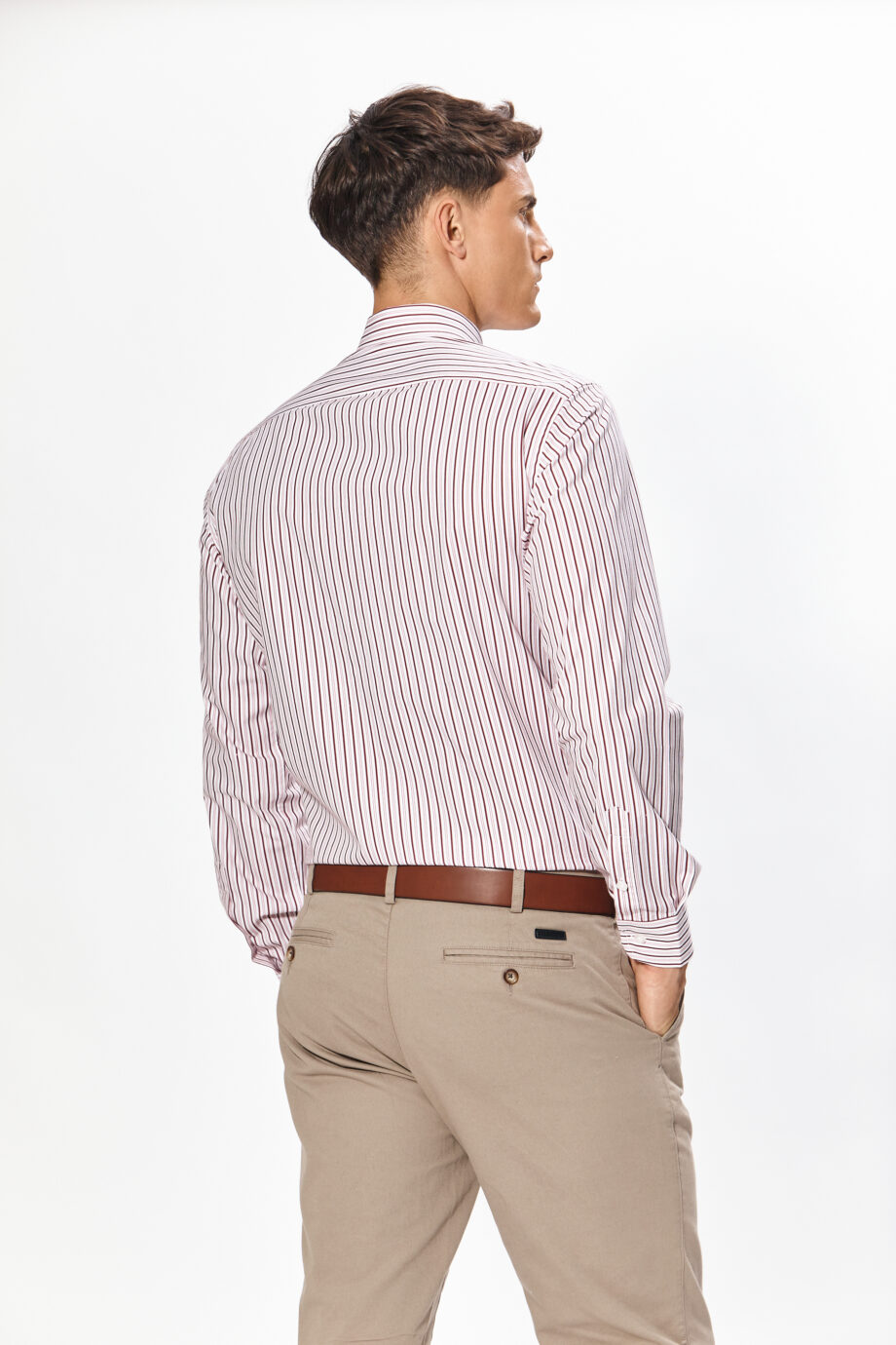 Camisa slim fit a rayas