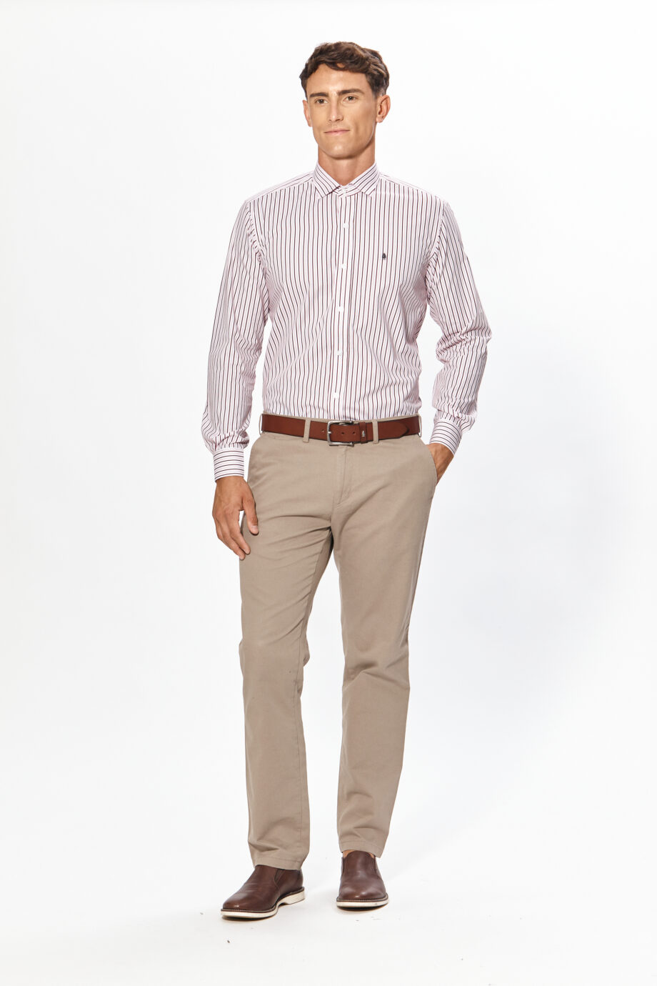 Camisa slim fit a rayas