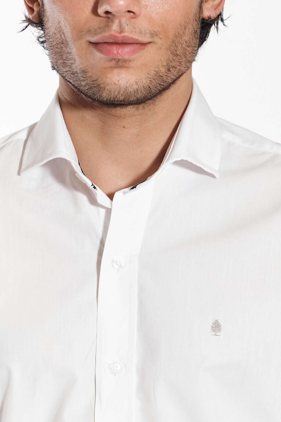 Camisa slim fit de poplin