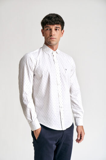 Camisa slim fit fantasía