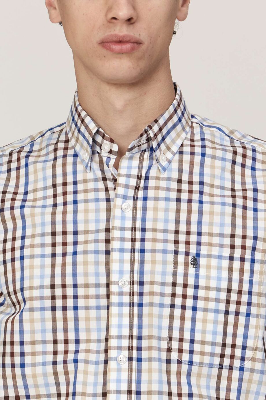 Camisa regular fit a cuadros