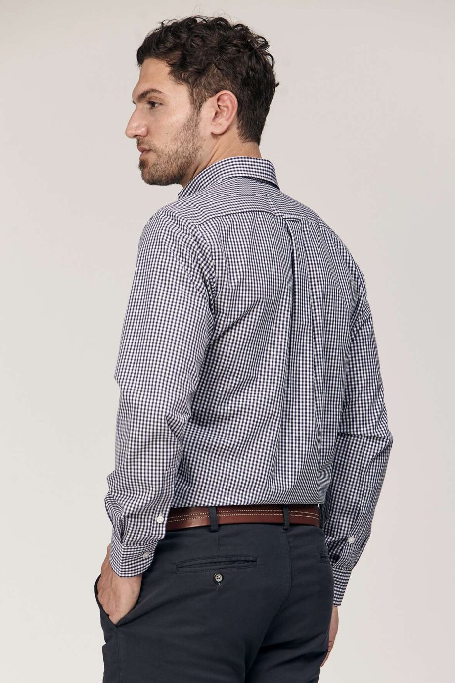 Camisa regular fit a cuadros