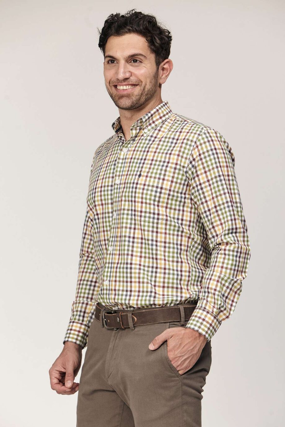 Camisa regular fit a cuadros
