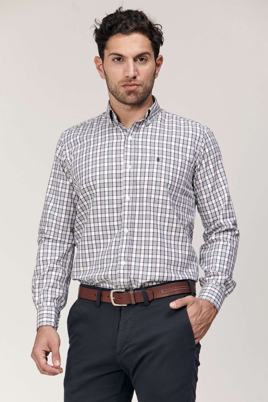 Camisa regular fit a cuadros