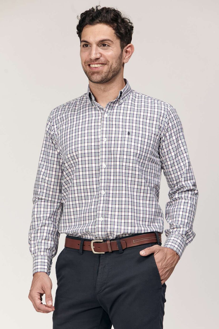 Camisa regular fit a cuadros