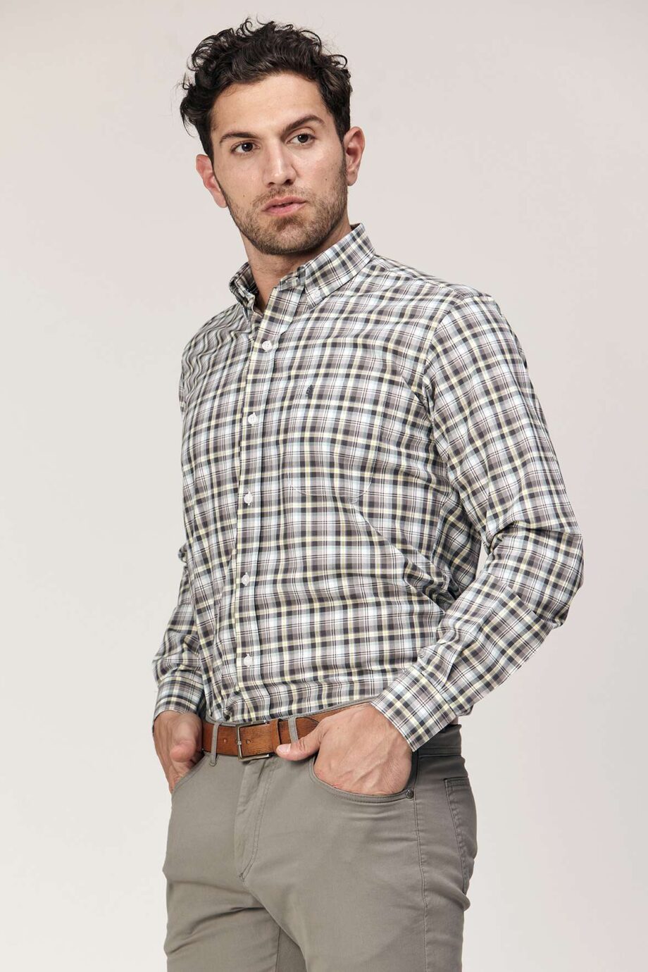 Camisa regular fit a cuadros