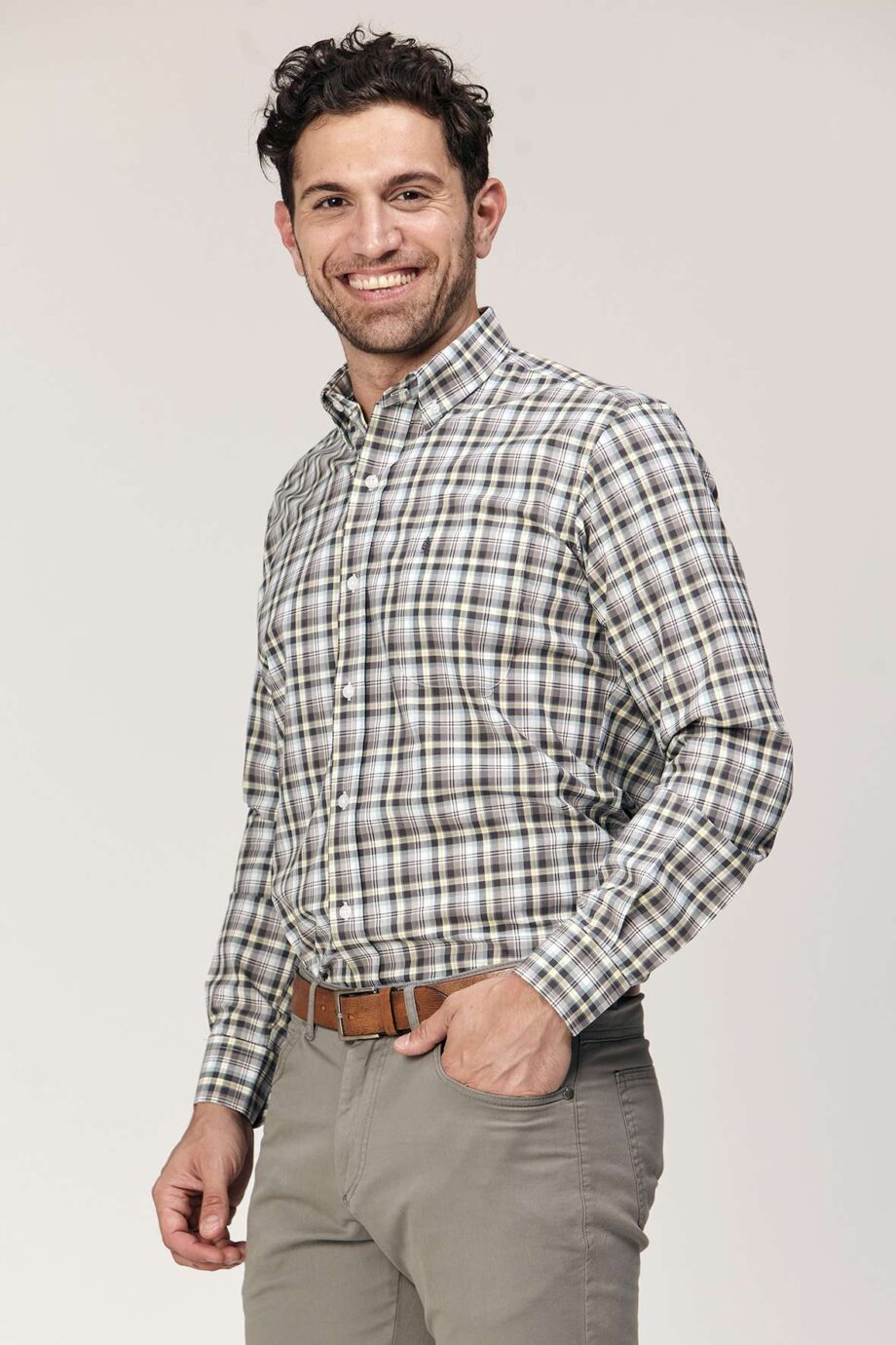 Camisa regular fit a cuadros