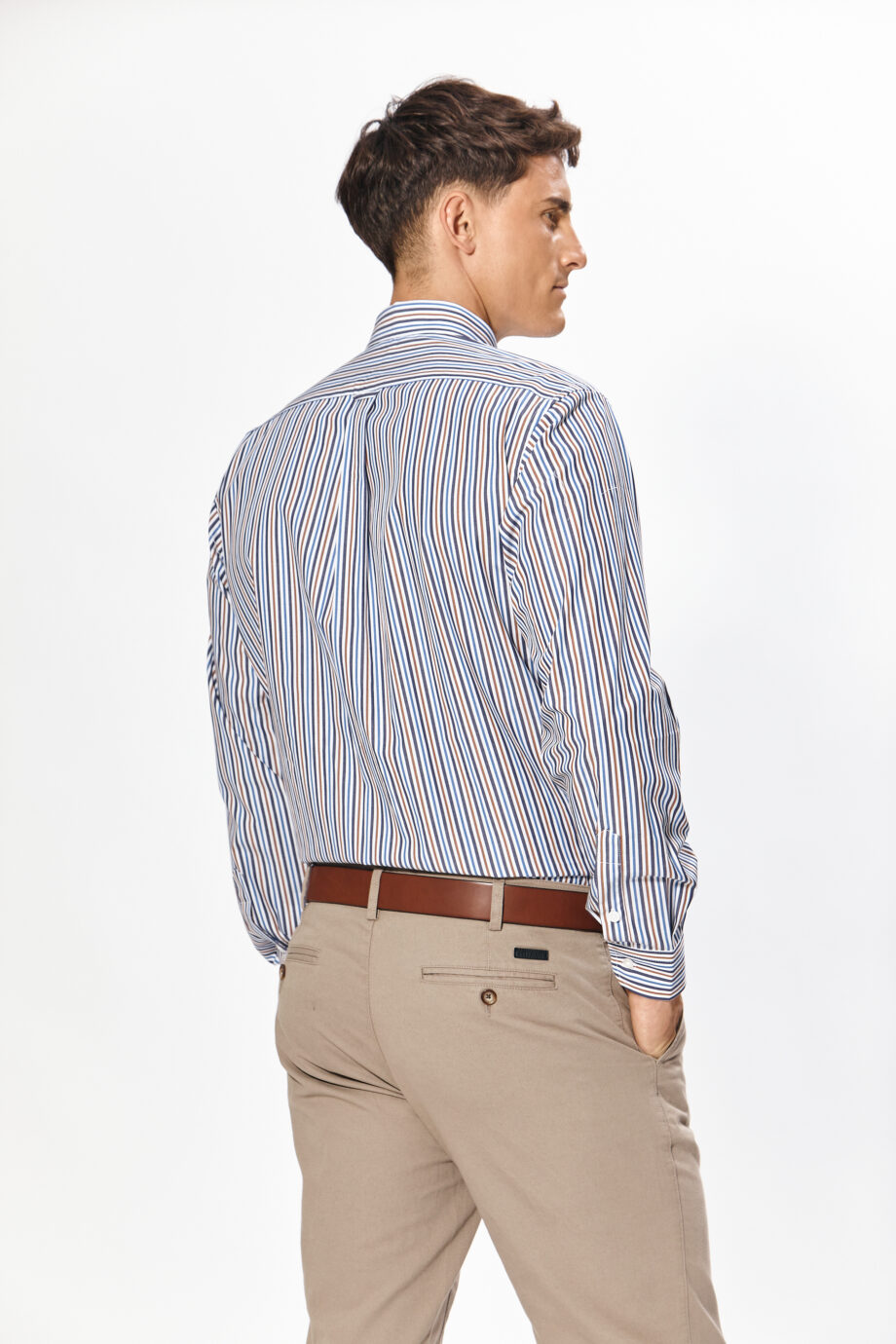 Camisa regular fit a rayas