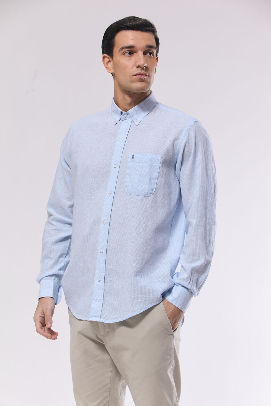 Camisa regular fit a rayas