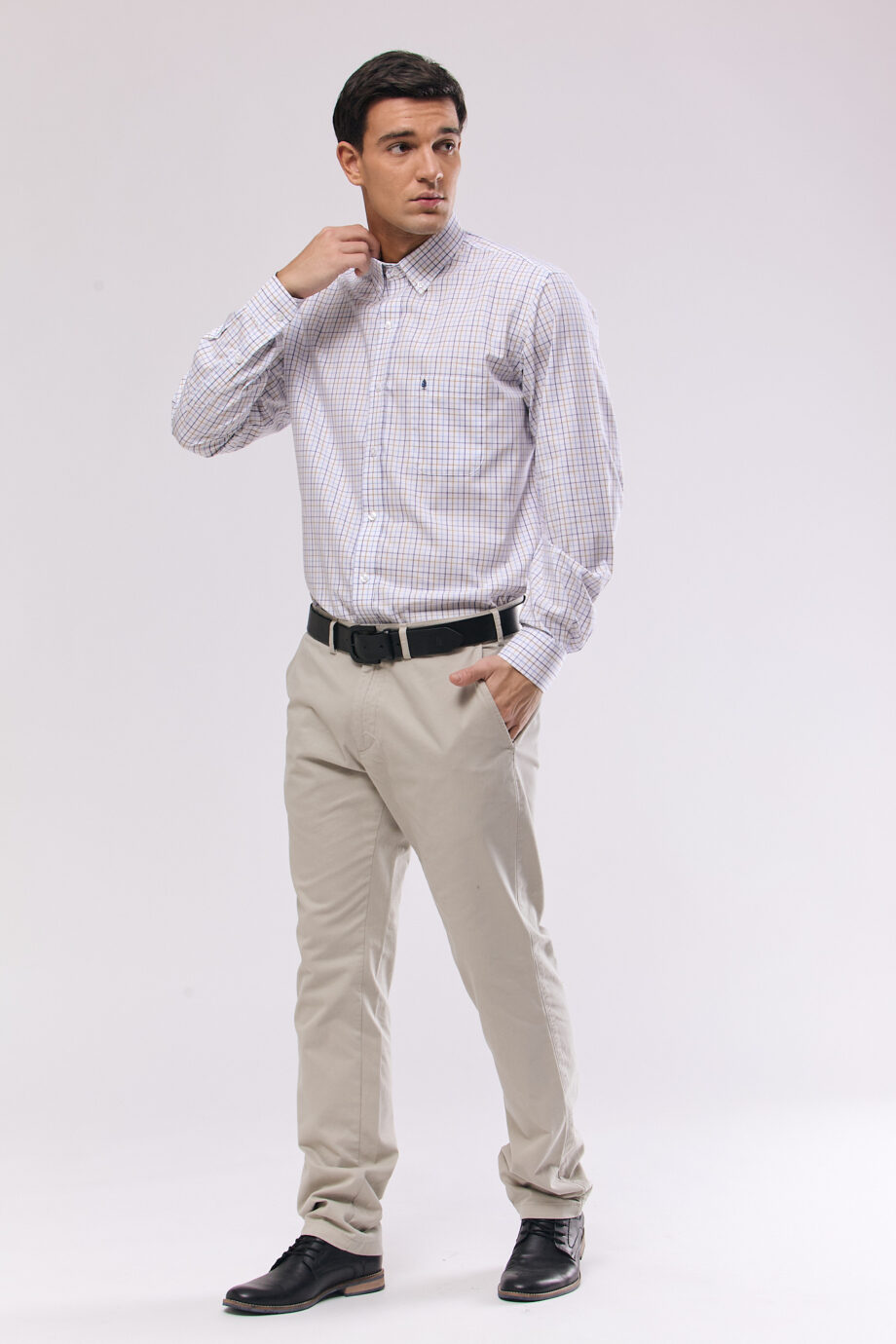 Camisa regular fit a cuadros