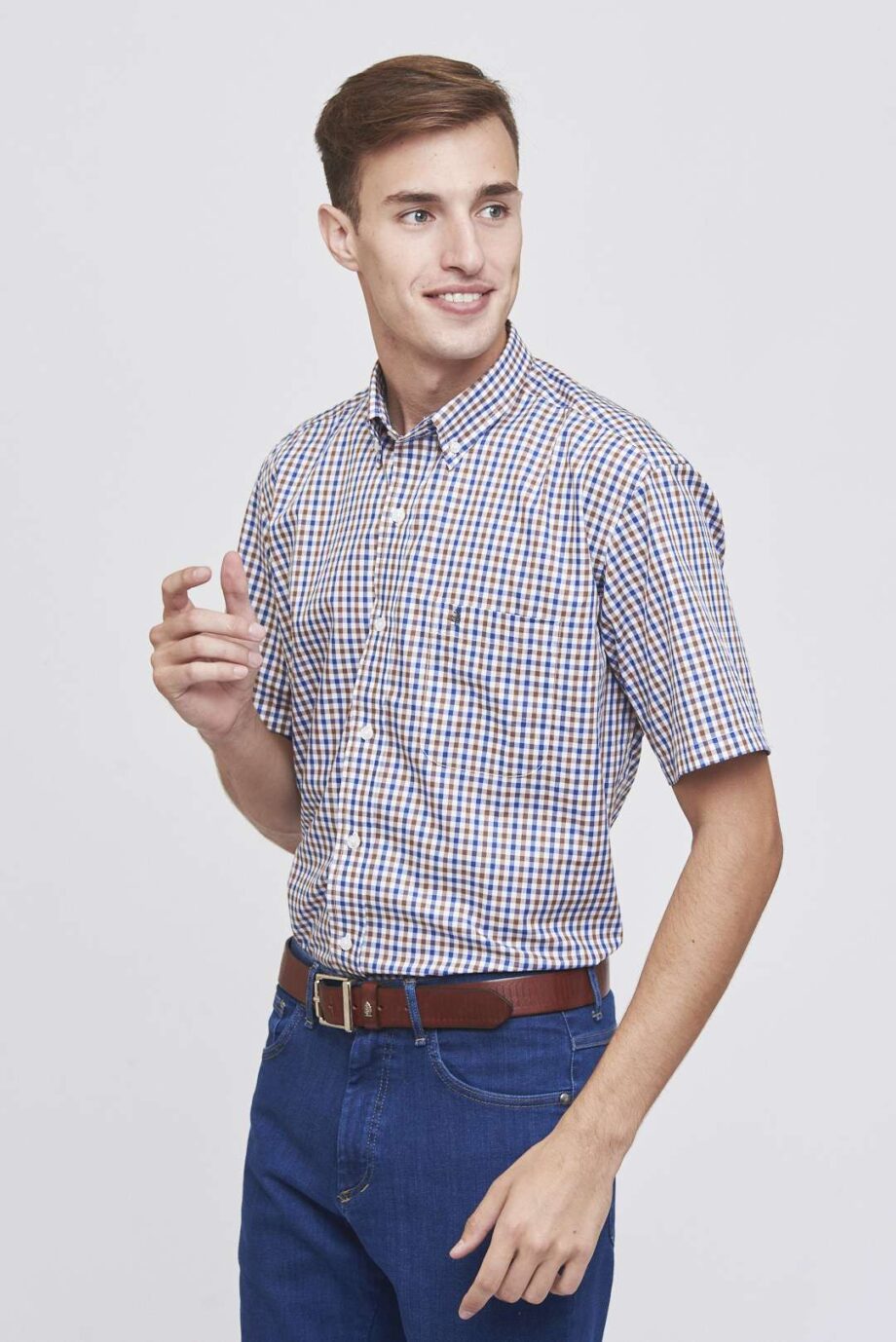 Camisa regular fit a cuadros