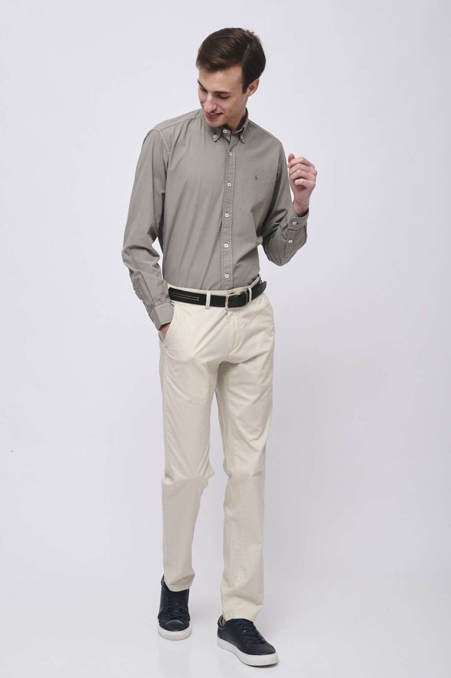 Camisa regular fit de poplin teñido
