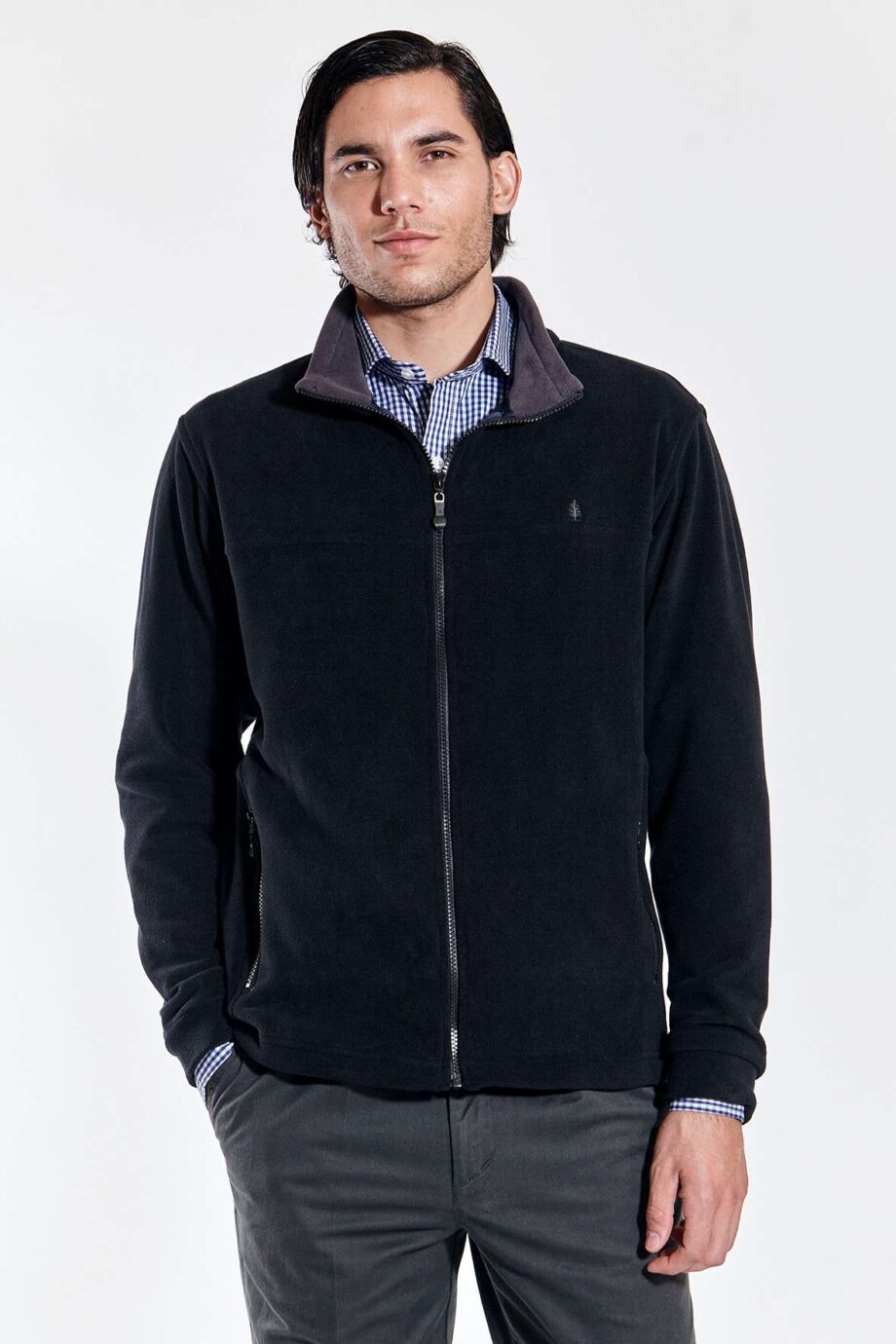 Campera polar con recortes