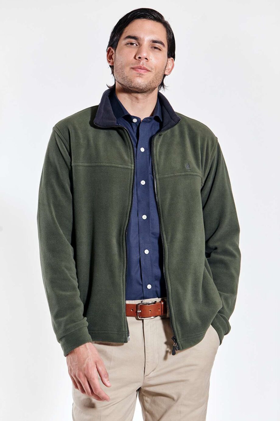 Campera polar con recortes
