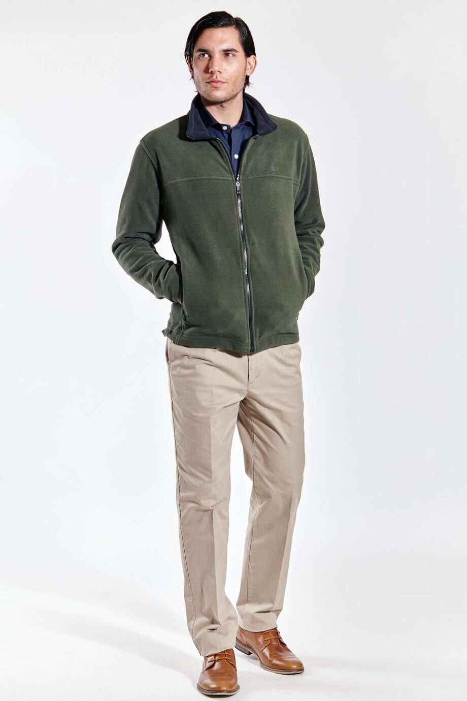 Campera polar con recortes